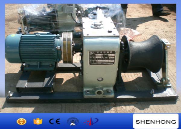  China ISO Electric Cable Pulling Winch / Electric Cable Winch Puller For Tower Erection supplier