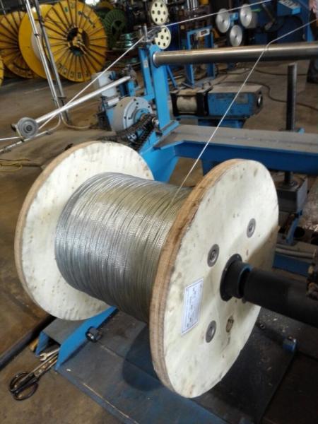  China Galvanized Steel Wire Strand ,EHS, 5000FT/Reel supplier