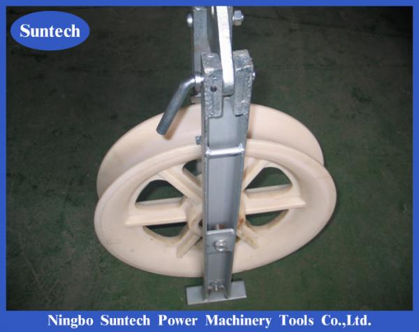  China 40KN 508mm Conductor Stringing Blocks / Stringing Equipment For Overhead Power Lines supplier