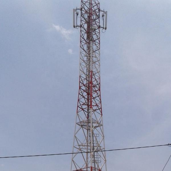  China 4 Legs Self Supporting Telecommunication Steel Tower With Fall Arrest supplier