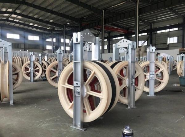  China 508X75mm 3 Nylon Wheels Bundled Overhead Conductor Stringing Blocks supplier