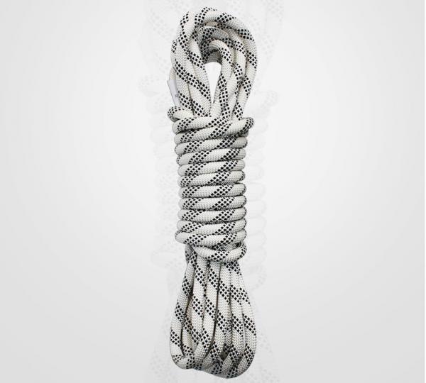  China High Strength Double Braided Pulling Stringing Insulated Silk Nylon Rope supplier