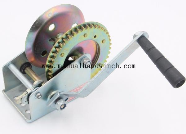  China Mini Steel Marine Manual Cable Winch / Portable Hand Crank Winch For Boat Trailer supplier