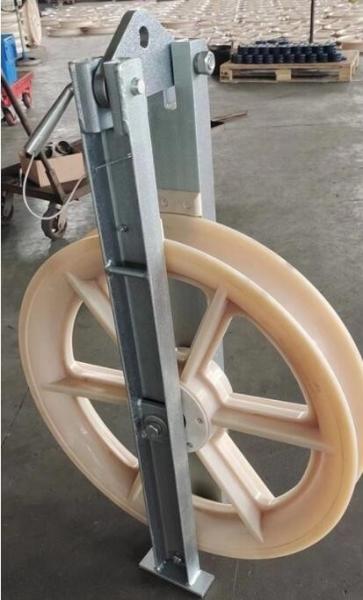  China Single Nylon Sheave Large Diameter Stringing Blocks supplier