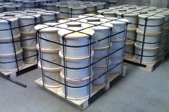 ACSR Core Galvanised Steel Cable Wire Strand With Export Anti – Rust Packing