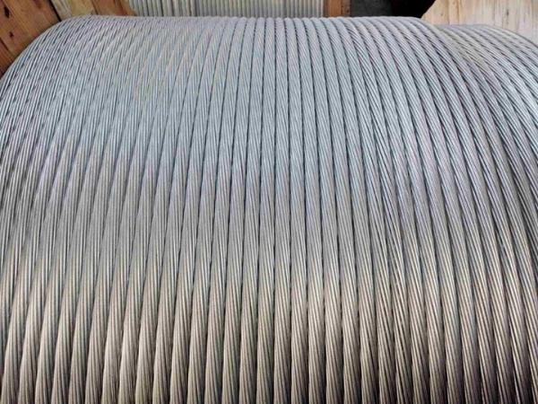 BS ASTM DIN Galvanized Steel Stranded Wire 19×2.55mm For ACSR Conductor