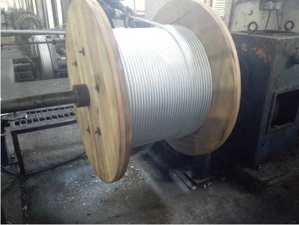  China Galvanized Verhead Ground Wire Strand High Tensile Strength For Gabion Mesh supplier