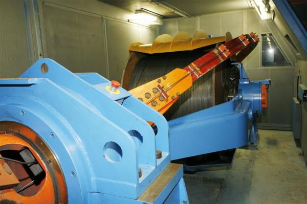 Prestressed Concrete PC Steel Wire / 7 Wire Strand For Metal Building Materials