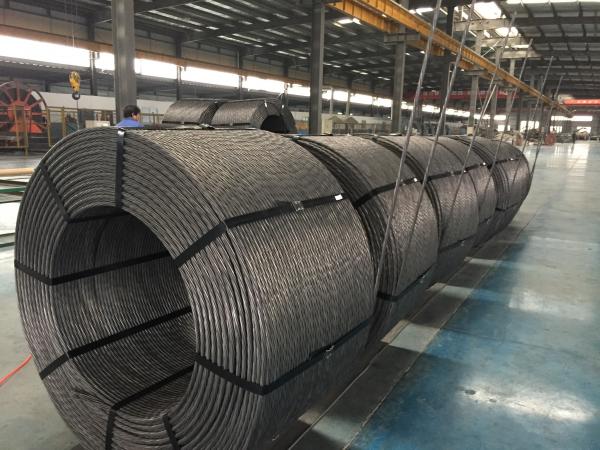  China Steel Strand / Uncoated Seven PC Strand Wire For Prestressed Concrete supplier