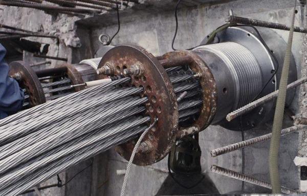 Uncoated PC Steel Wire , 7 Strand Wire Stabilizing Treatment For Road Bridges