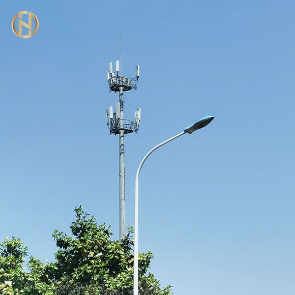 20FT Electric Street Light Pole , Street Lamp Pole Single Or Dual Arms