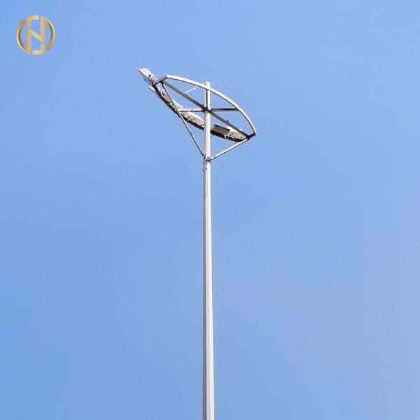Football Fileds High Mast Light Pole 20M 30M 80-100μM Galvanization Thickness
