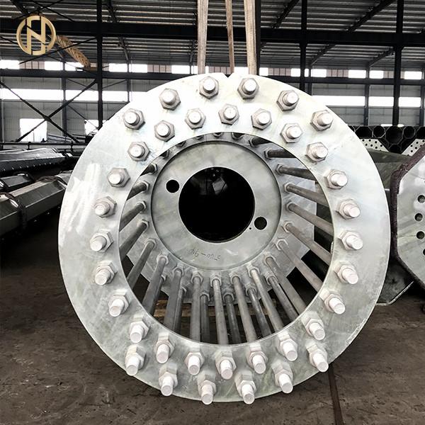  China High Mast Galvanized Light Pole 30M 35M With Electric Lifting System supplier