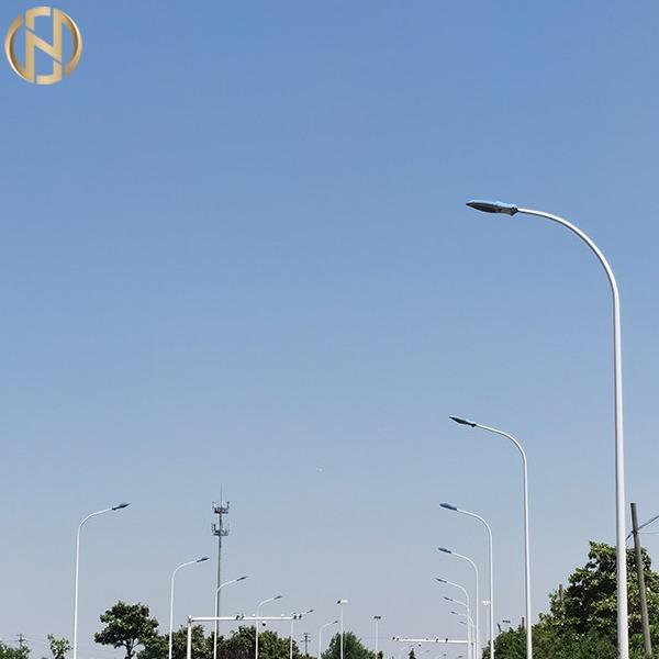  China High Precision Octagonal Light Pole 12m High Durability For Area Lighting supplier