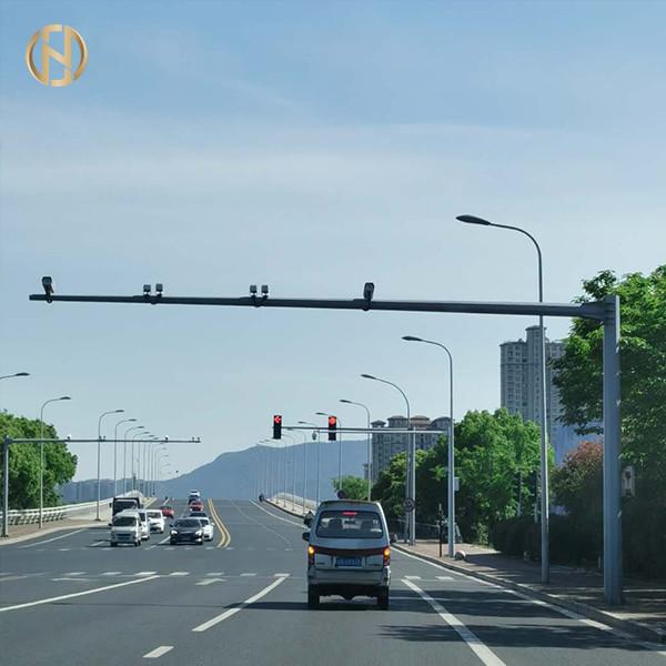 Hot Dip Galvanized CCTV Camera Posts 4m 6m Customized 2mm – 30mm Thickness