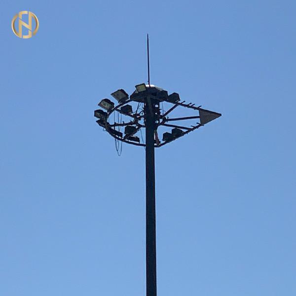  China Hot Dip Galvanized Flood Light Poles 60FT 65FT 70FT Dodecagon Fixed Type supplier