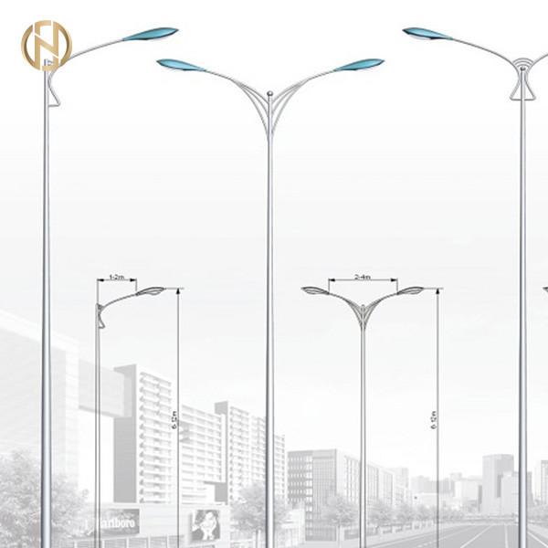  China IP65 Galvanized 12M Single Arm Street Light Pole supplier