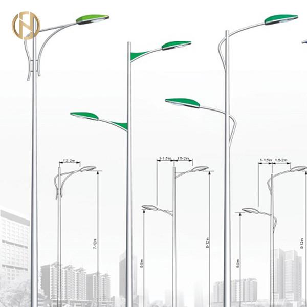 Outdoor Street Light Pole Q235 Hot Dip Galvanized / Powder Coated Surface