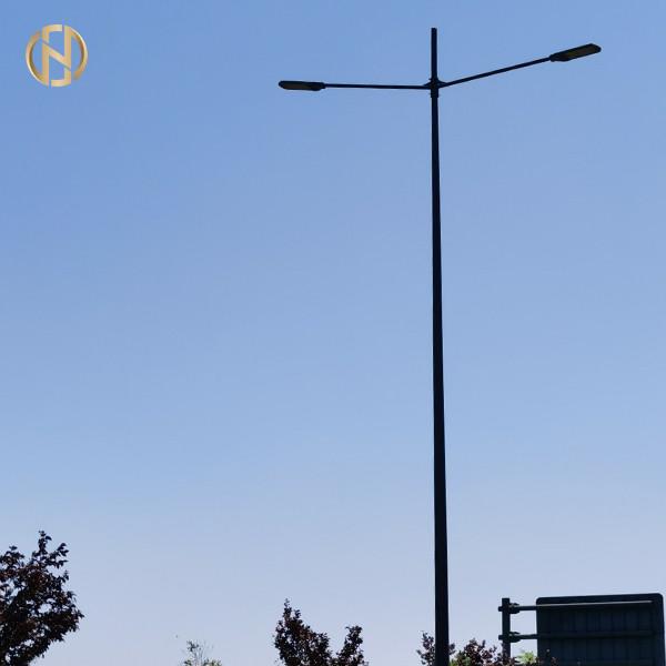  China Single Arm / Double Arm 10M Q235 Street Light Pole supplier
