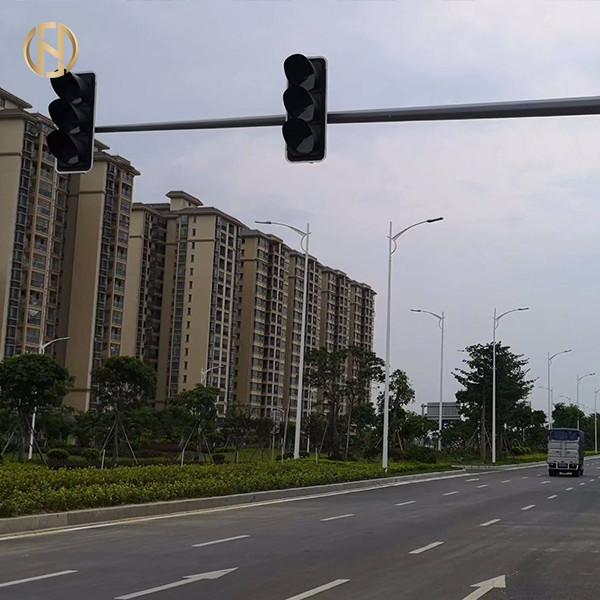 T Type Octagonal Galvanised Light Pole Customized Height For Traffic Signal